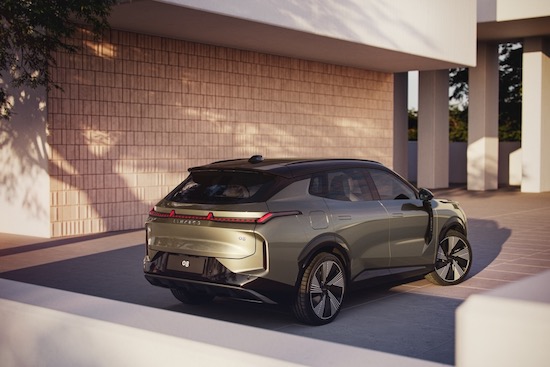 Tomorrow's new frontier, crossing the border, Lynk & Co's new new energy SUV Lynk & Co's 08 debut _fororder_image005