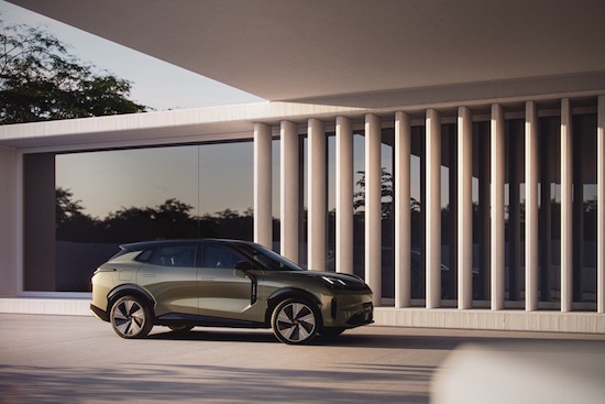 Tomorrow's new frontier, crossing the border, Lynk & Co's new new energy SUV Lynk & Co's 08 debut _fororder_image004